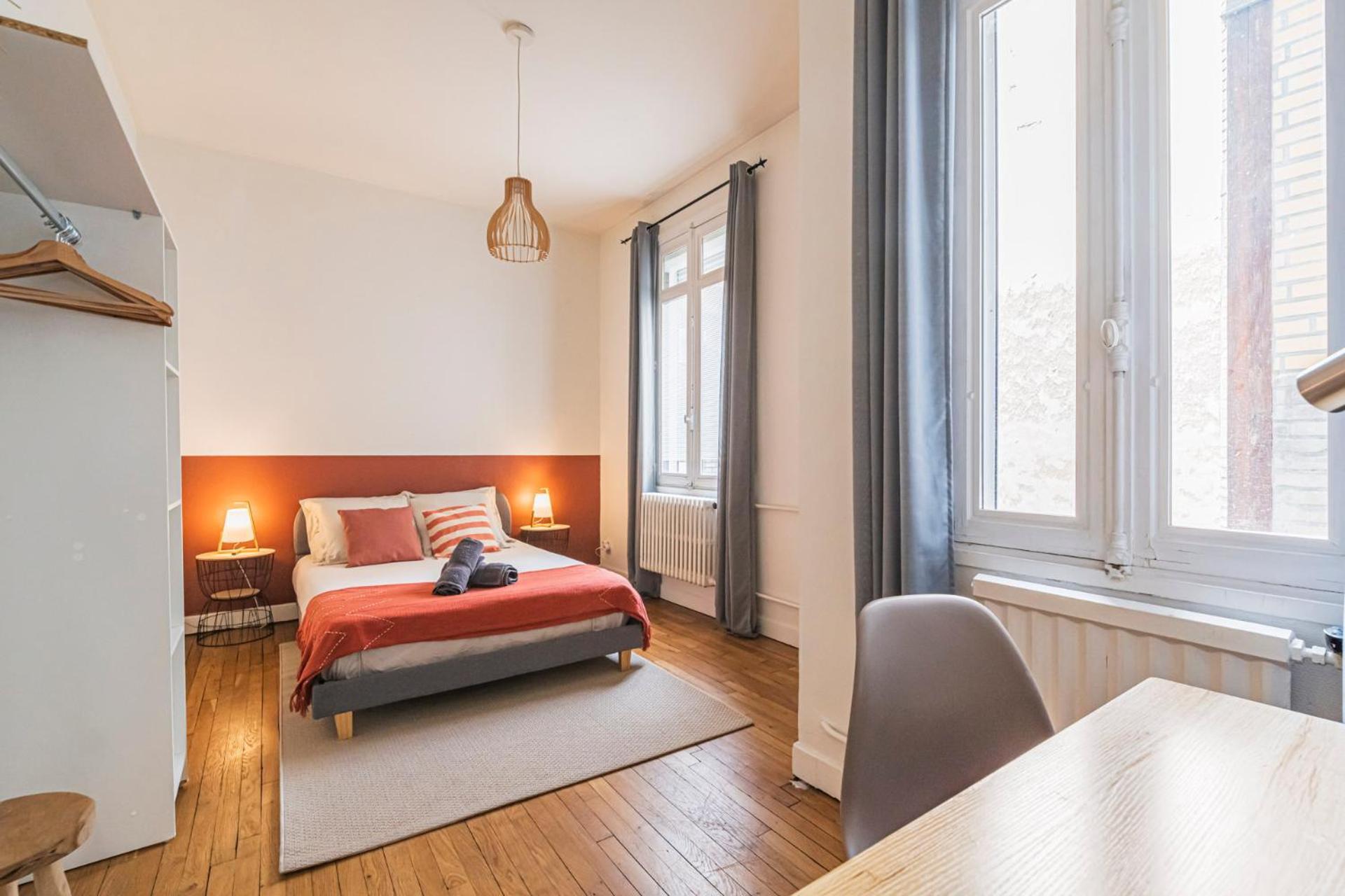 L'Haussmannien - Spacieux 4 Chambres - Centre - Gare ランス エクステリア 写真